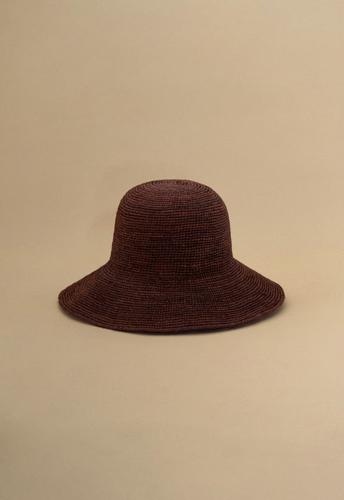 Izzy Sunhat