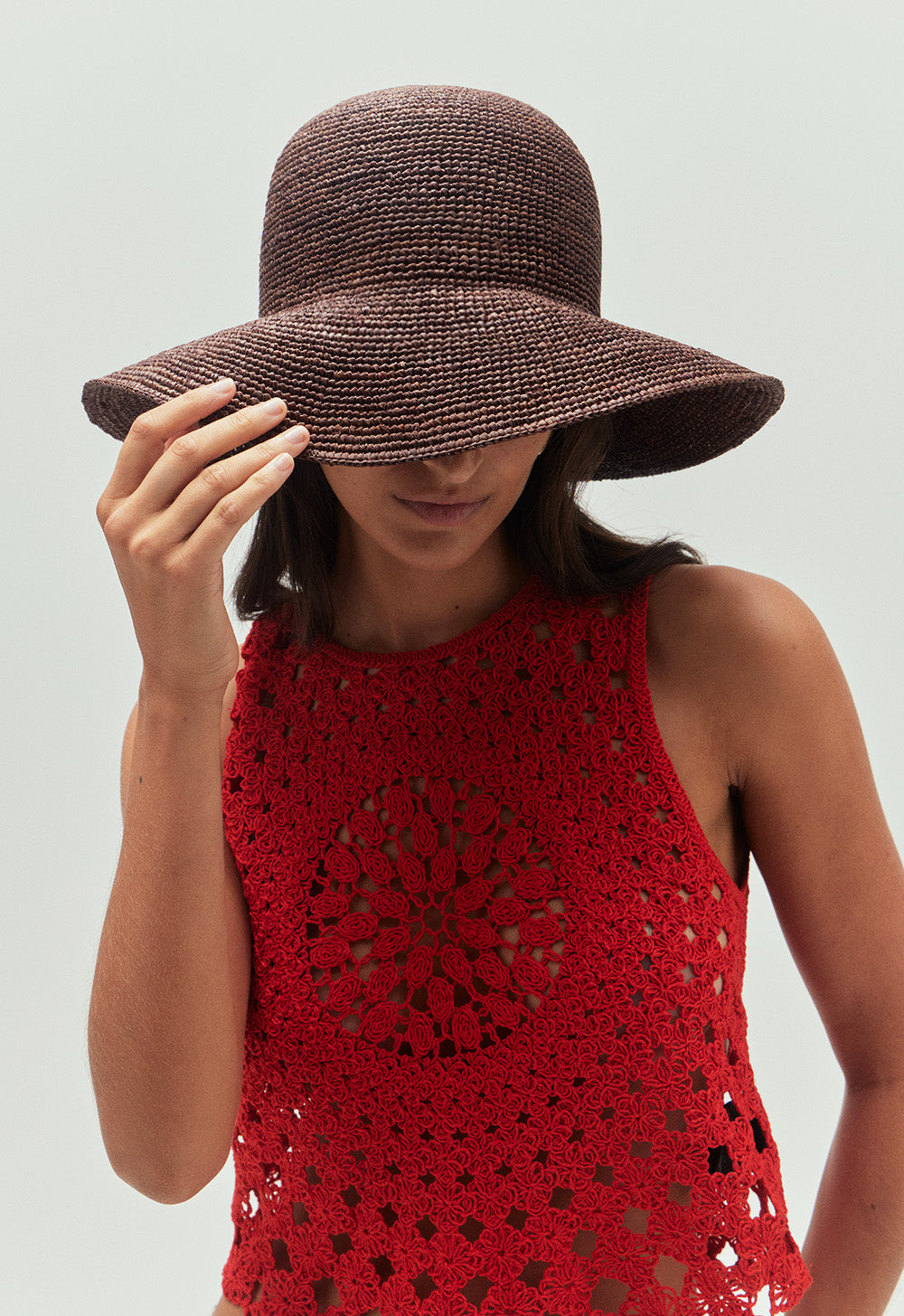 Izzy Sunhat