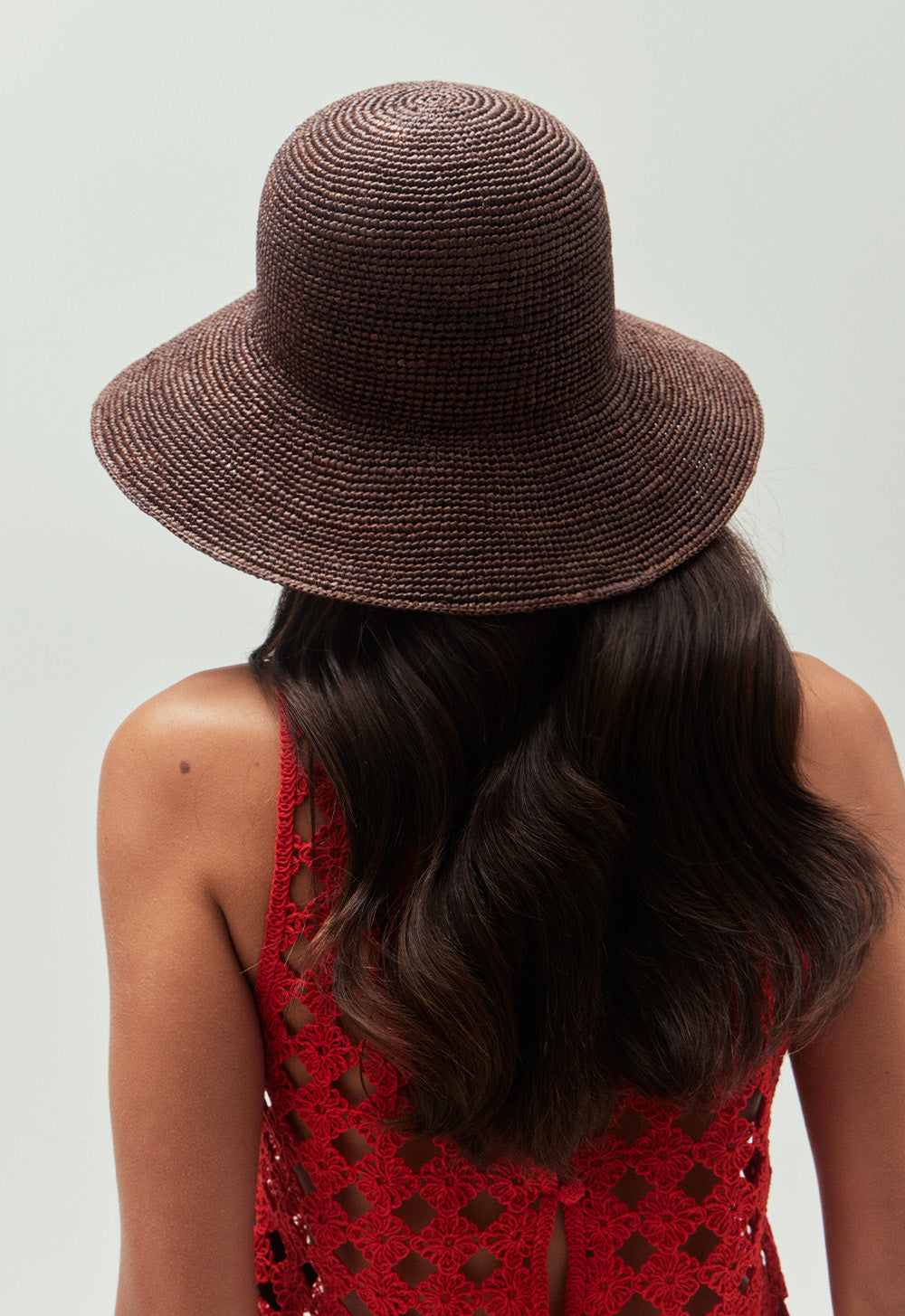 Izzy Sunhat