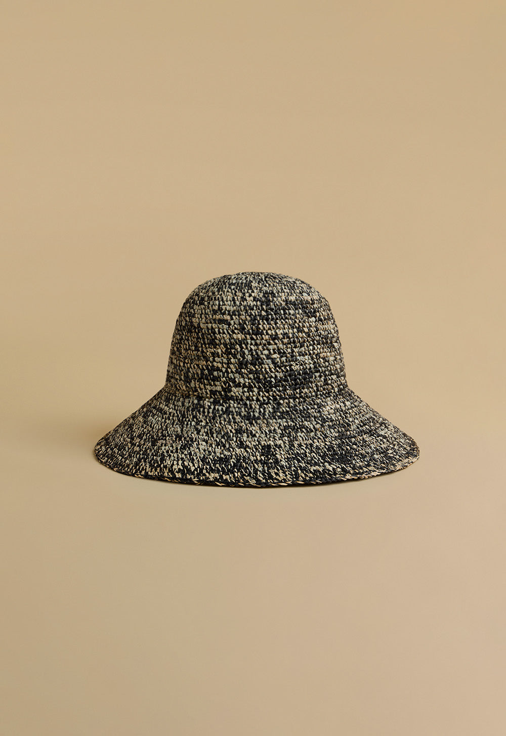 Izzy Sunhat