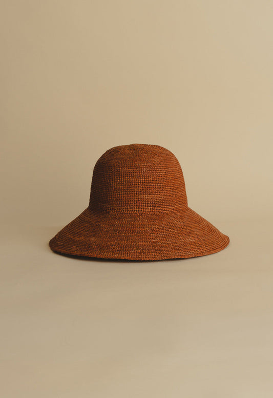 Izzy Sunhat
