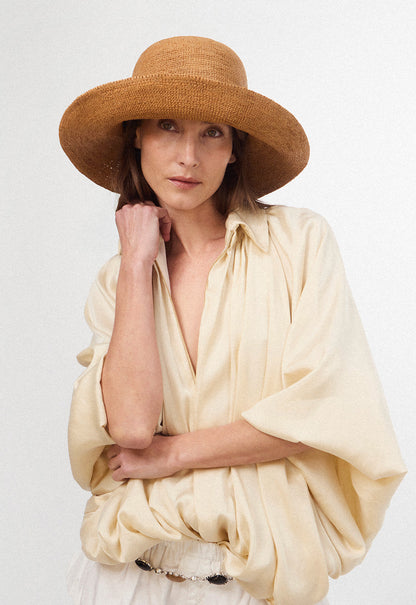 Izzy Sunhat